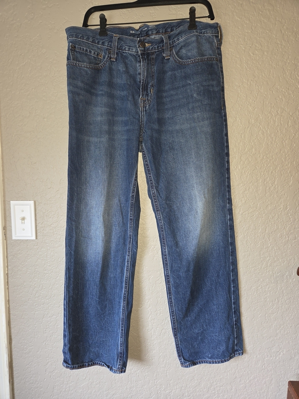 Old Navy Men's Loose Jeans